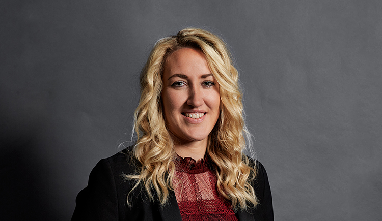 camilla schack Mobile