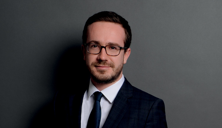 maximilian hillenkamp mobile