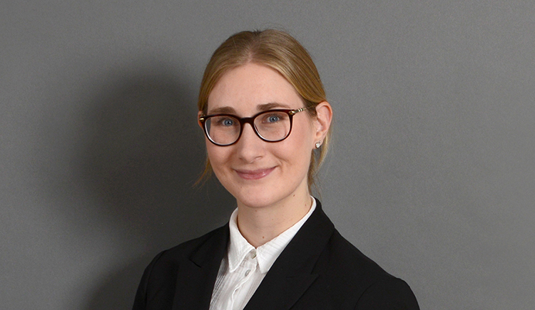 melanie schain Mobile