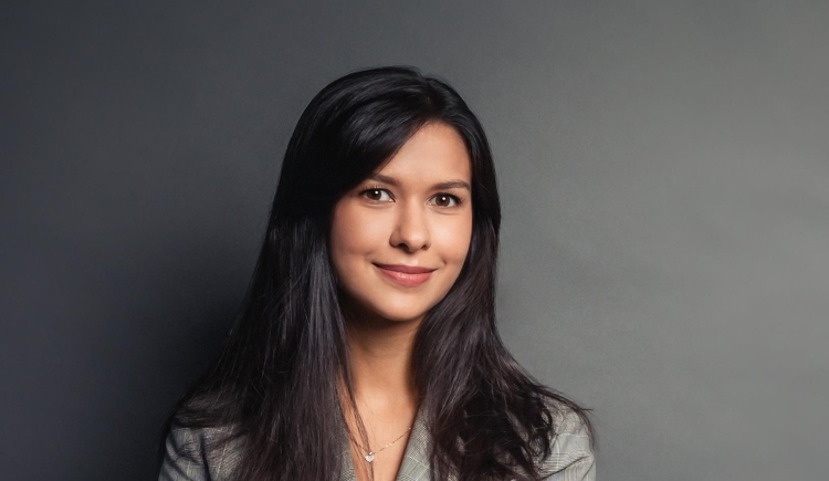 vivien kovacs Mobile