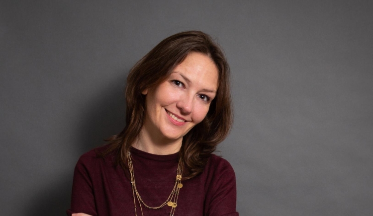elisabetta bandera Mobile