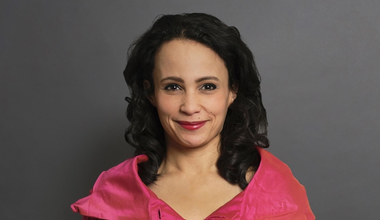 evelyn tjon en fa Mobile