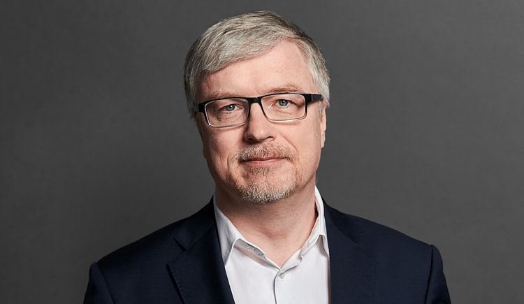 bartlomiej niewczas mobile