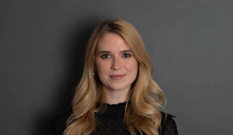 anna mikhalkovich Mobile