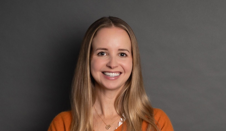 charlotte peacock Mobile