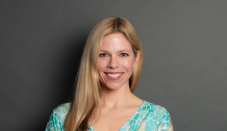 raya blakeley glover Mobile