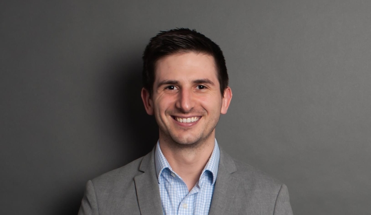 thomas hooper Mobile